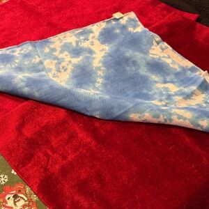 Blue and White Tie-Dye scarf Gap new never used